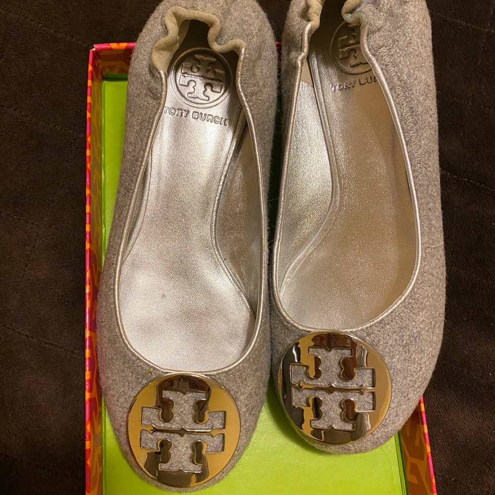 Reva Flannel flats